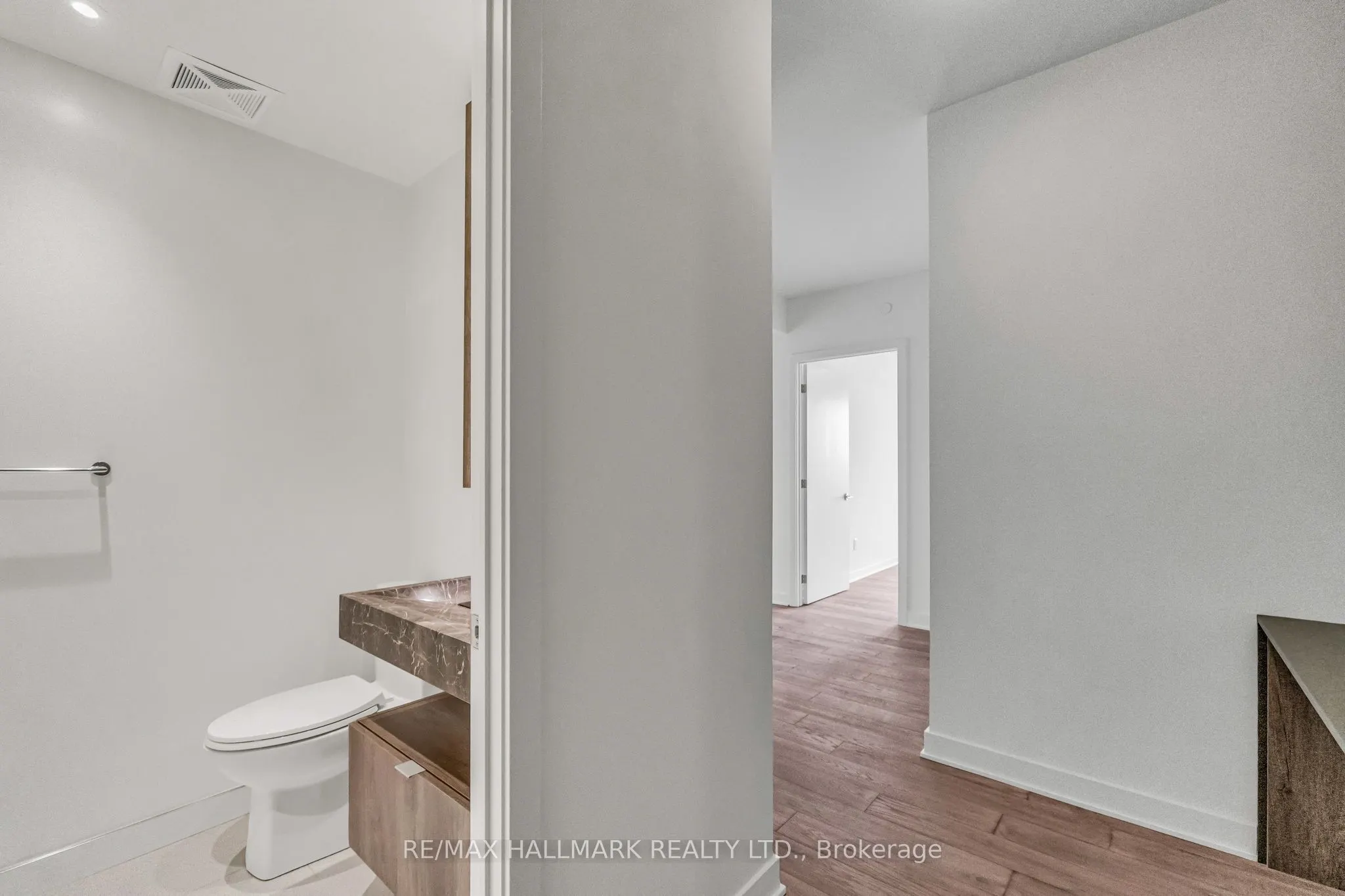 11 Yorkville Avenue, #1812