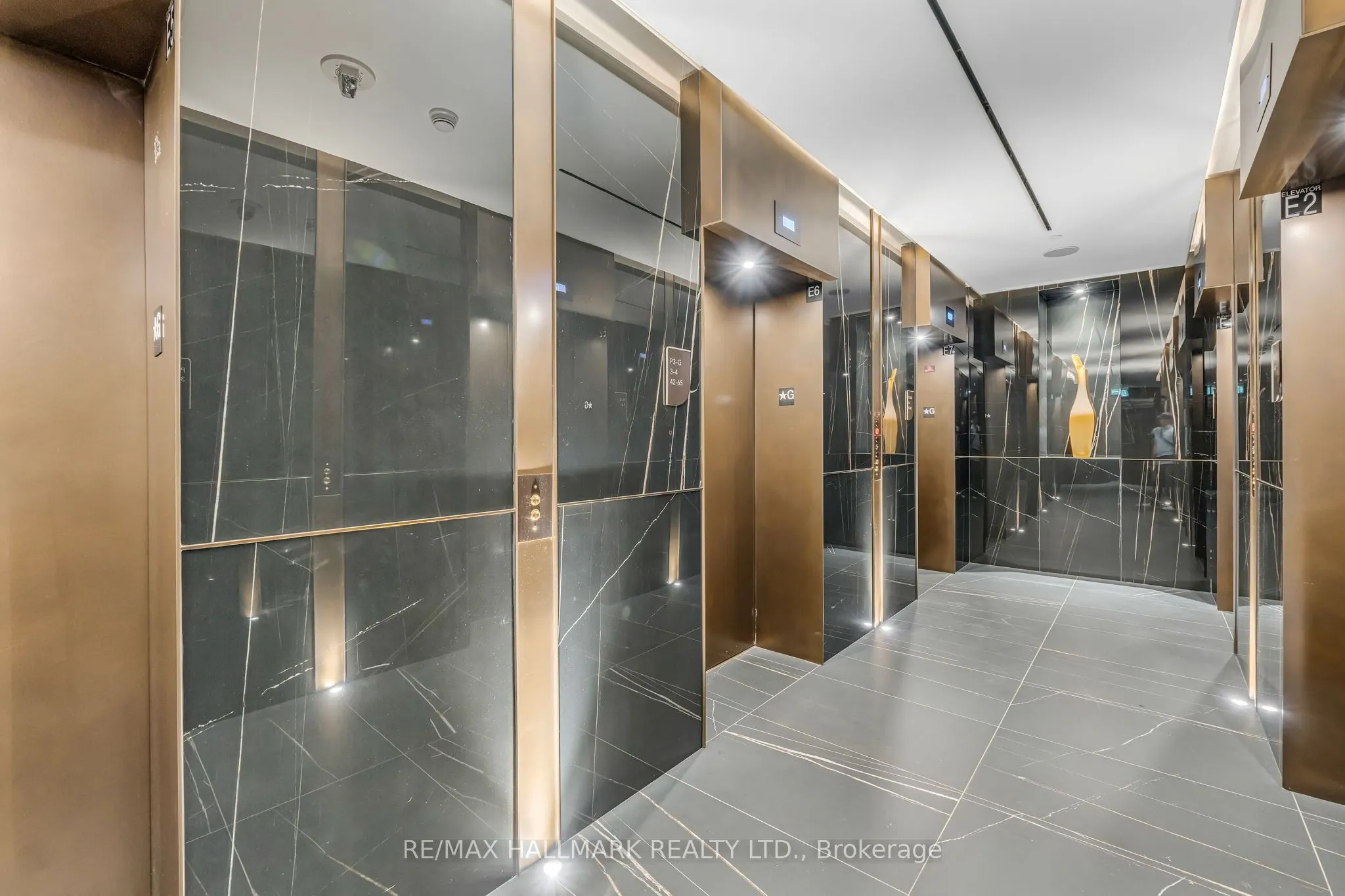 11 Yorkville Avenue, #1812
