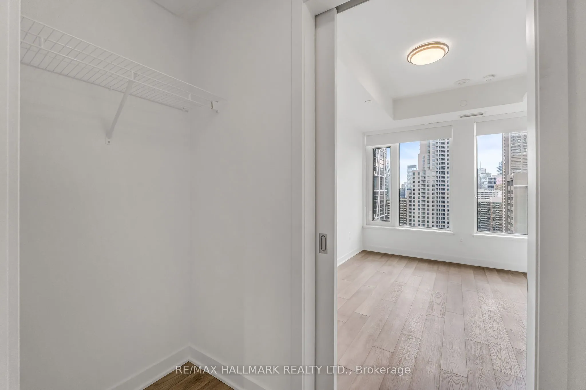 11 Yorkville Avenue, #1812