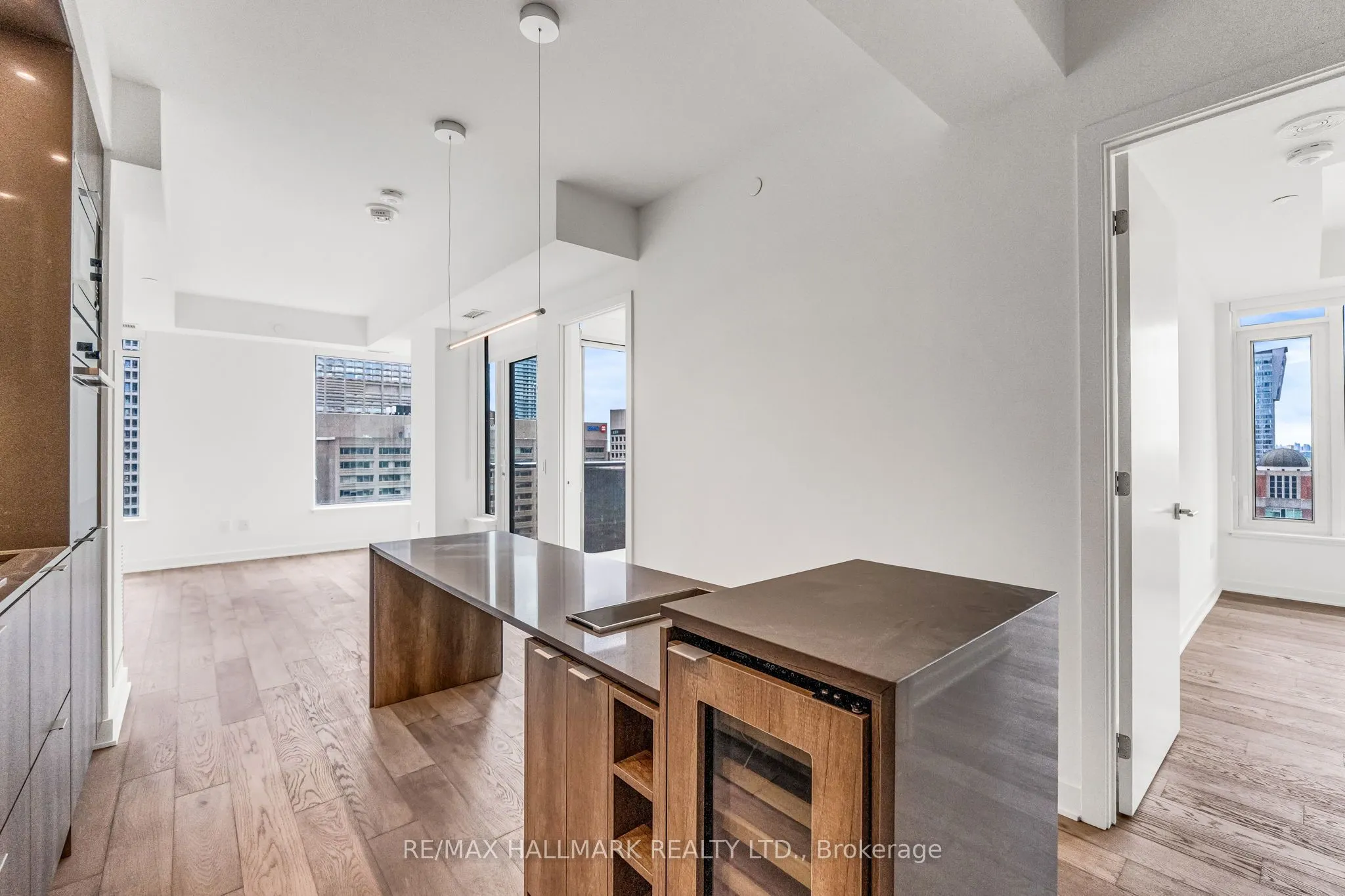 11 Yorkville Avenue, #1812