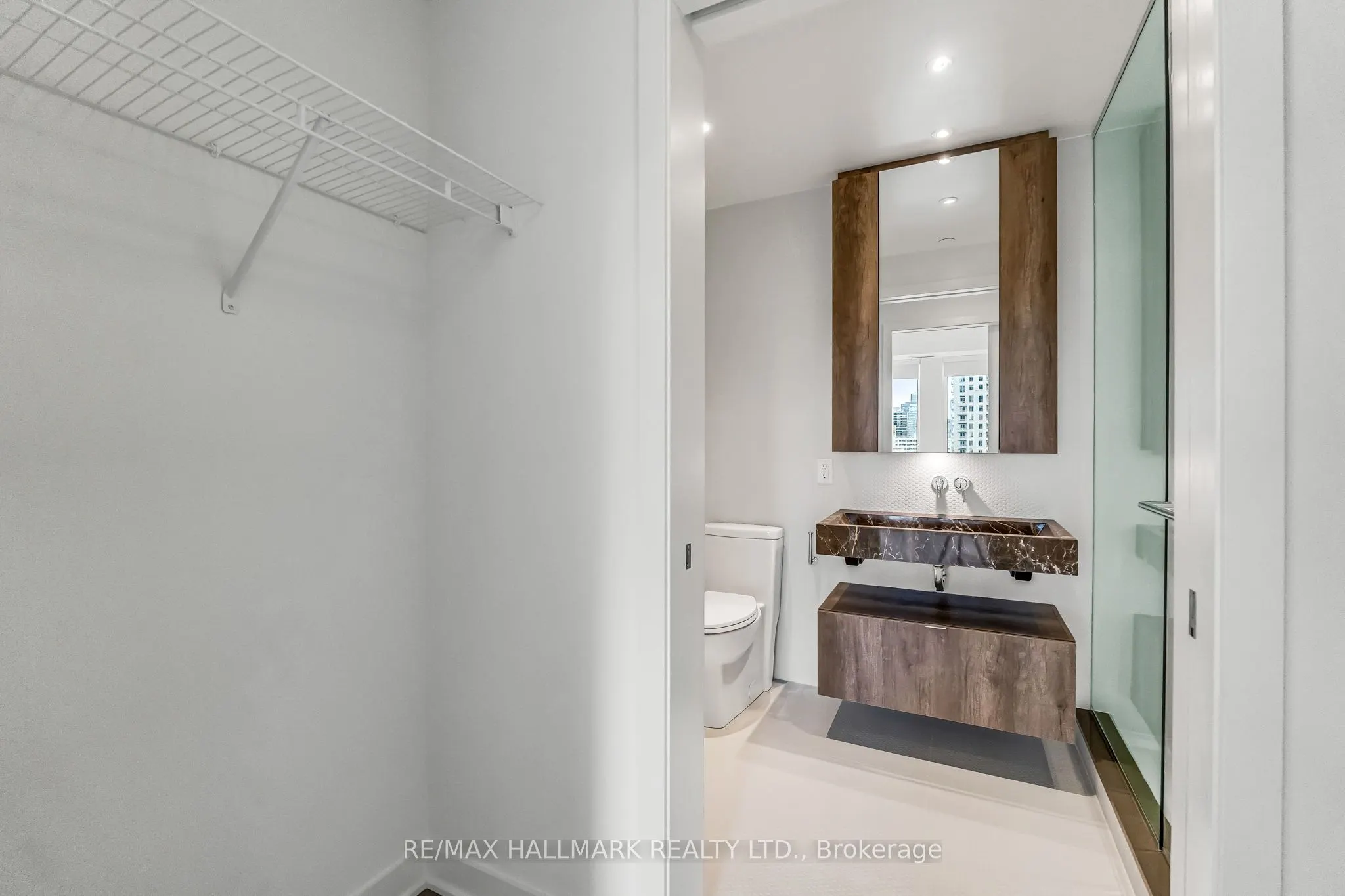 11 Yorkville Avenue, #1812