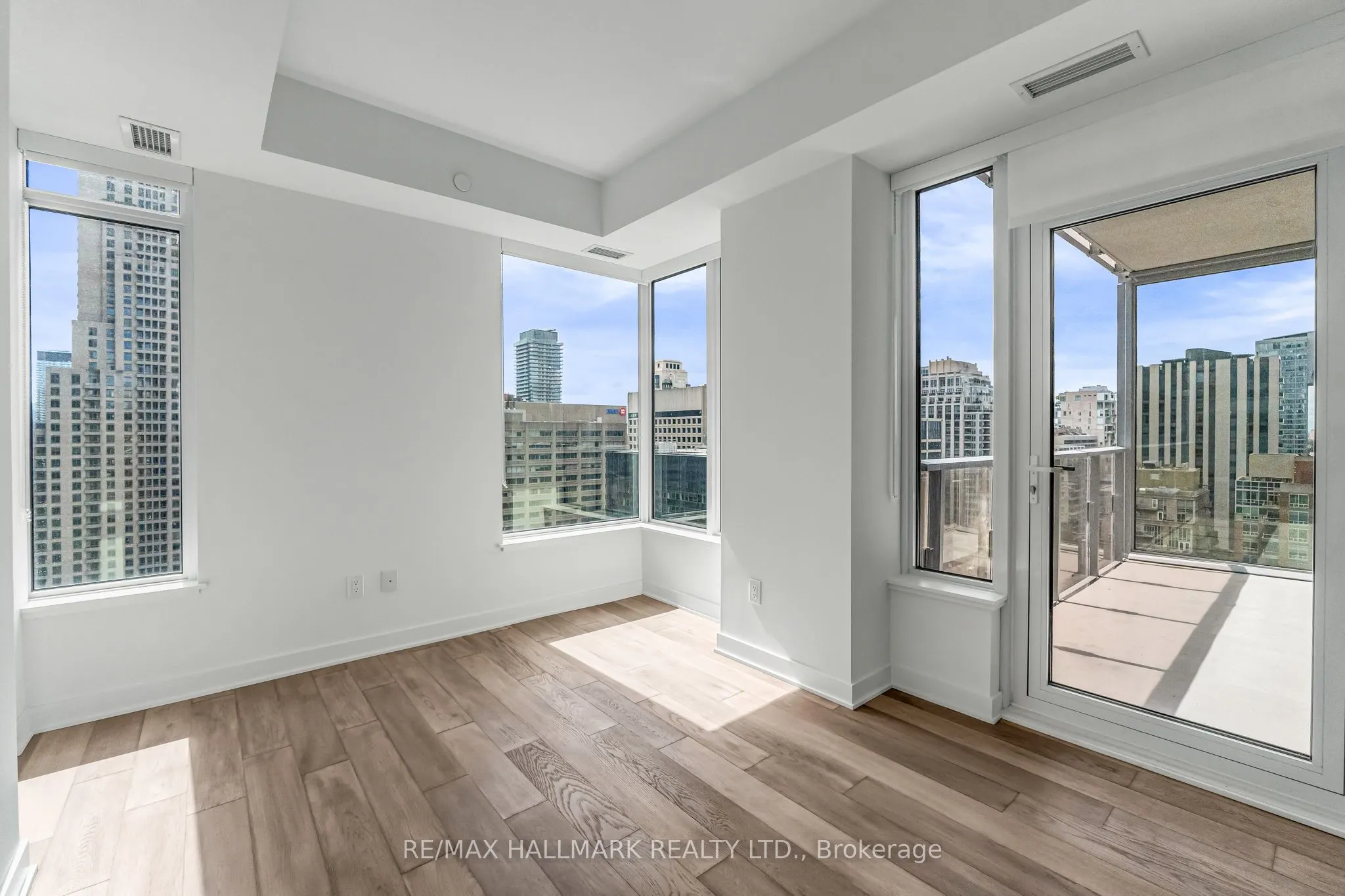 11 Yorkville Avenue, #1812