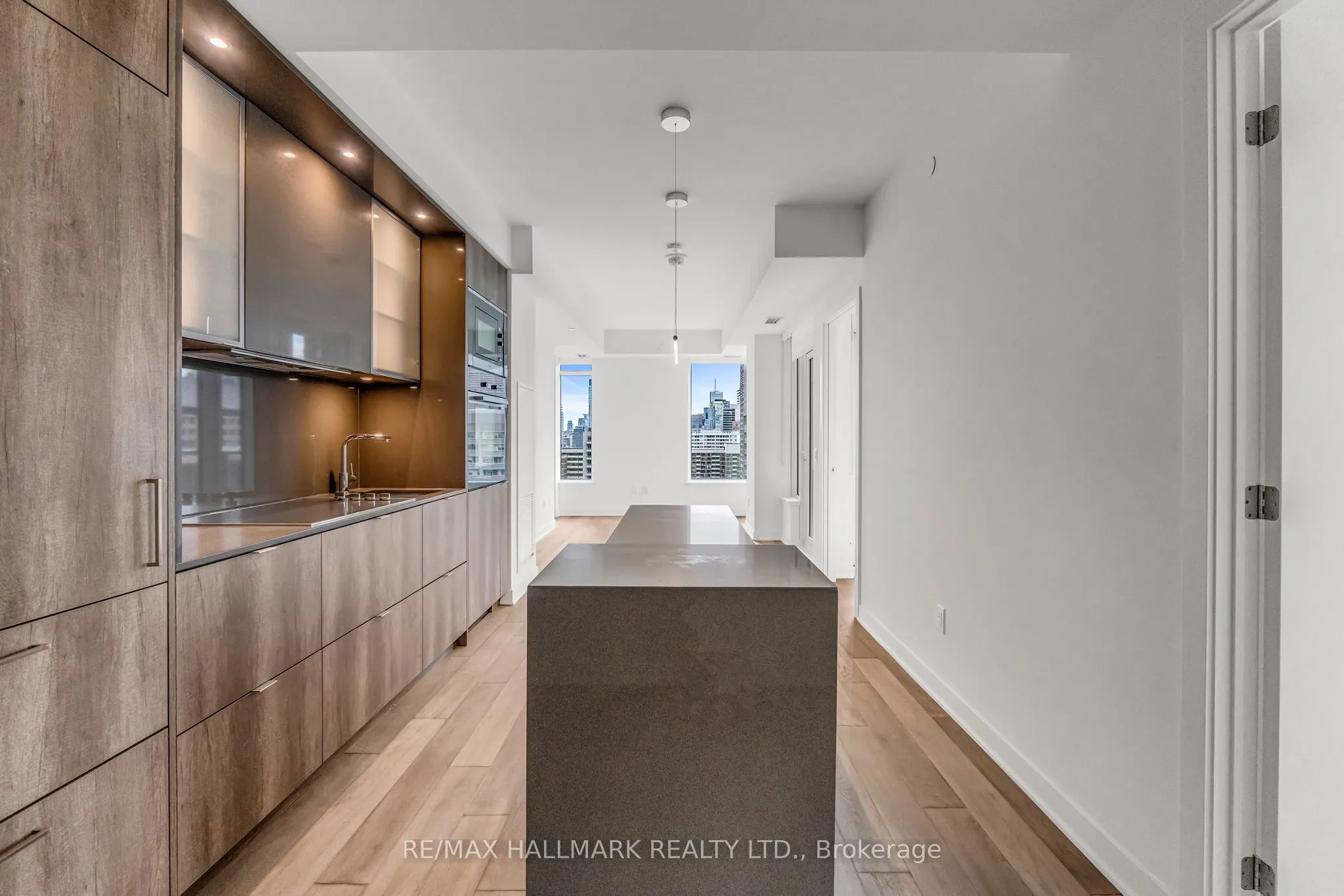 11 Yorkville Avenue, #1812
