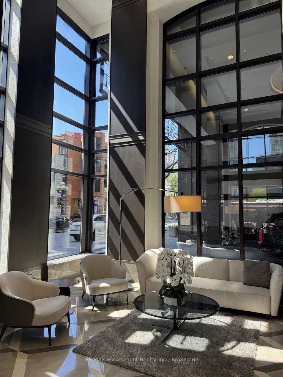 68 Yorkville Avenue, #304