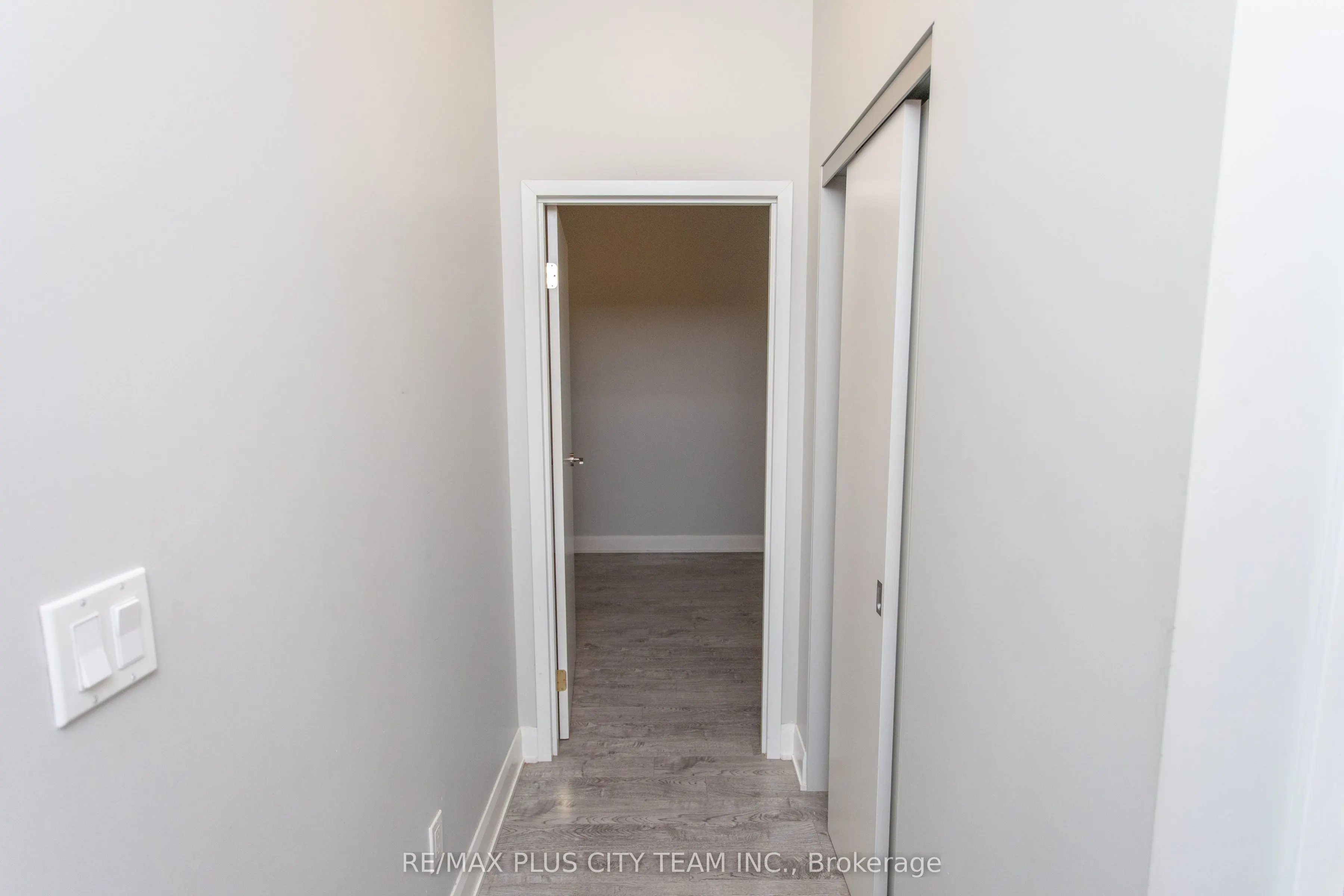 686 Bathurst Street, #107