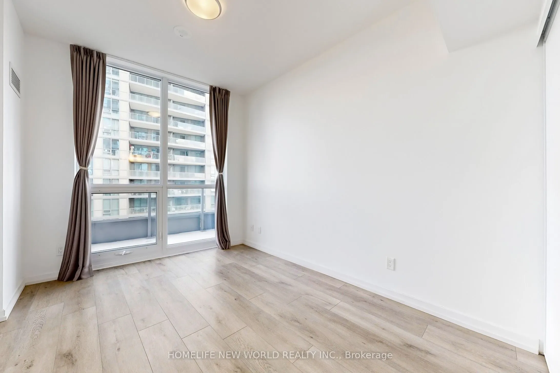 38 Forest Manor Road, #501