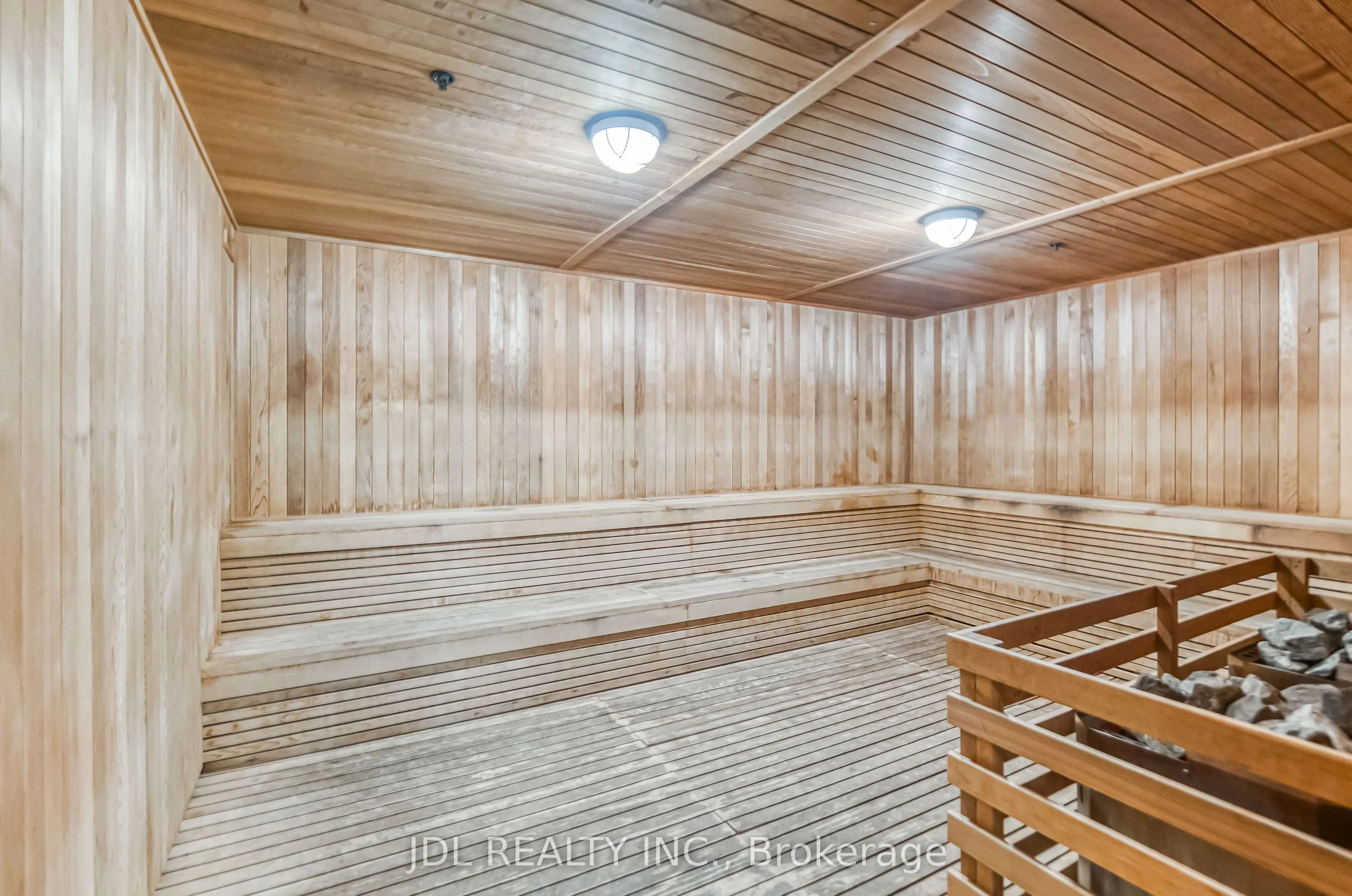 17 Bathurst Street, #1908