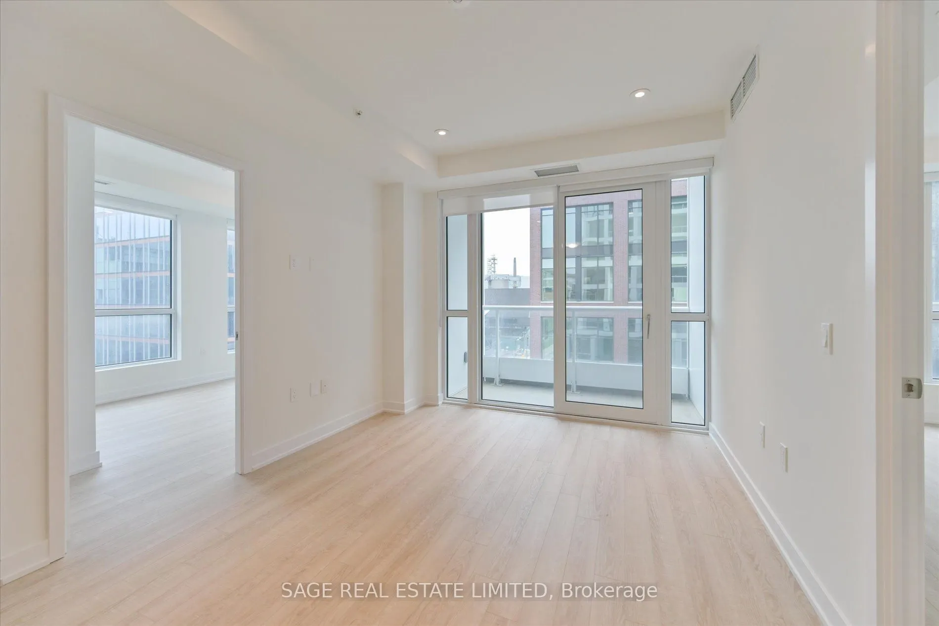 15 Richardson Street, #723