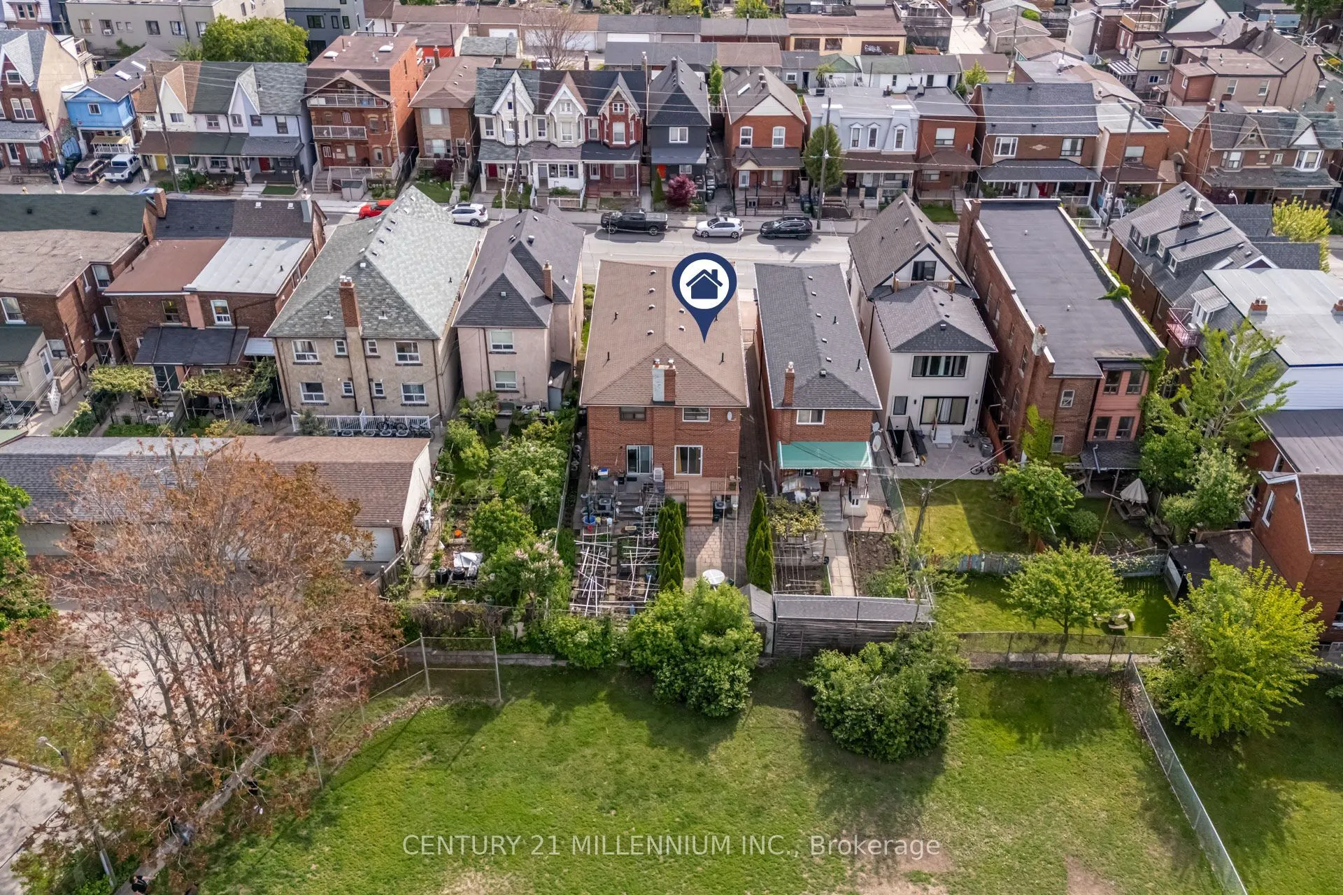 568 Dufferin Street
