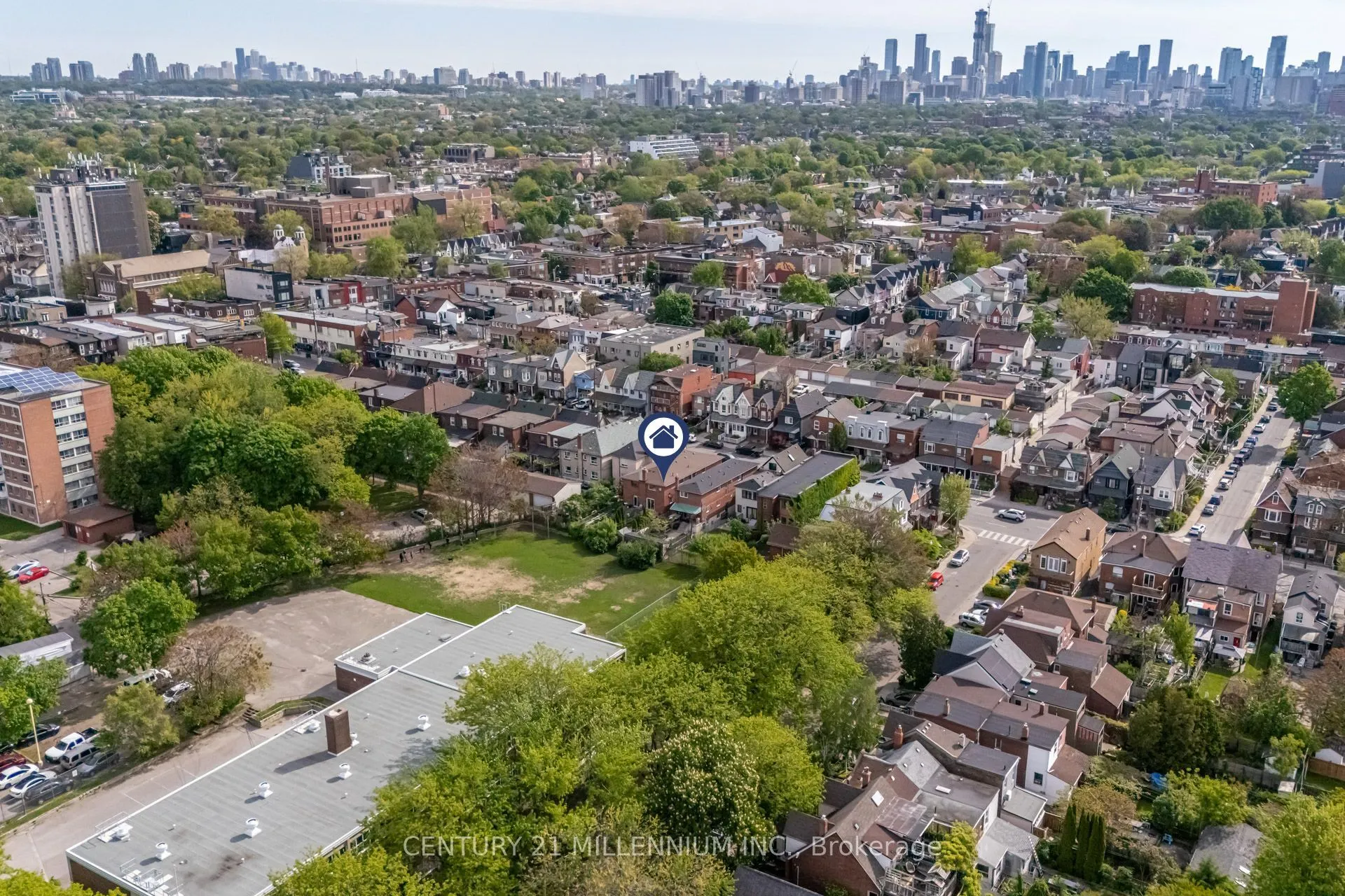 568 Dufferin Street