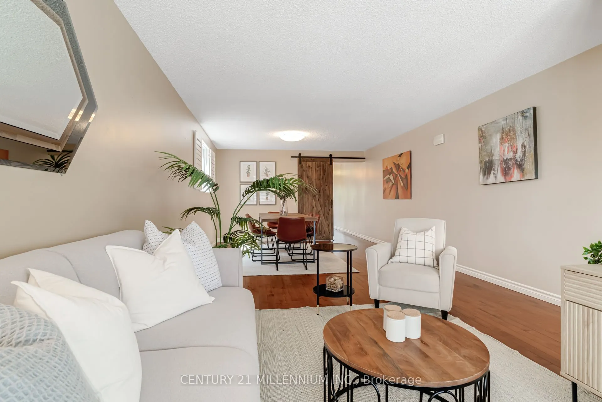 568 Dufferin Street