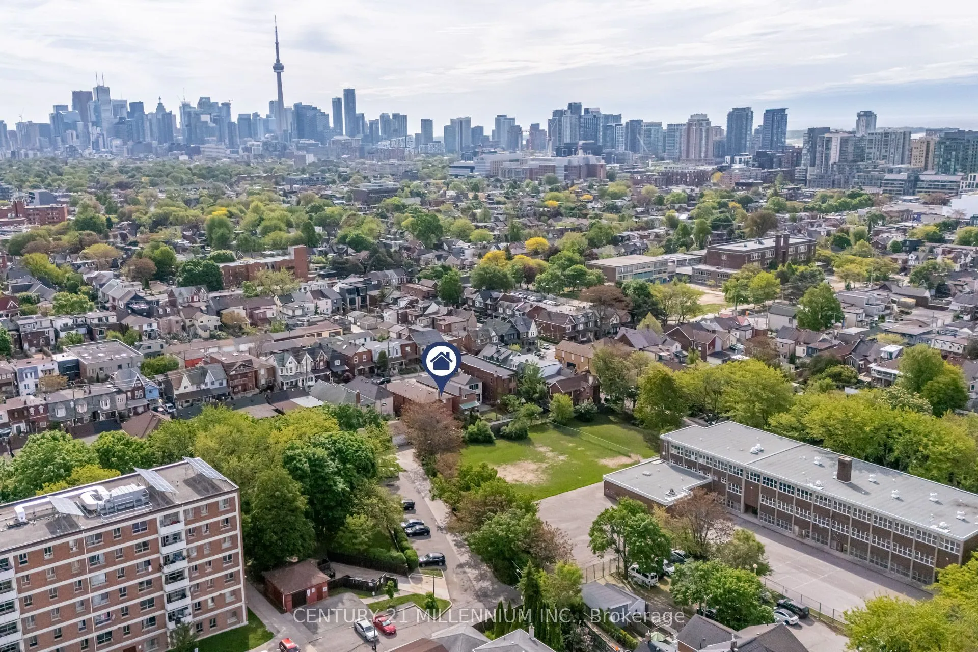 568 Dufferin Street