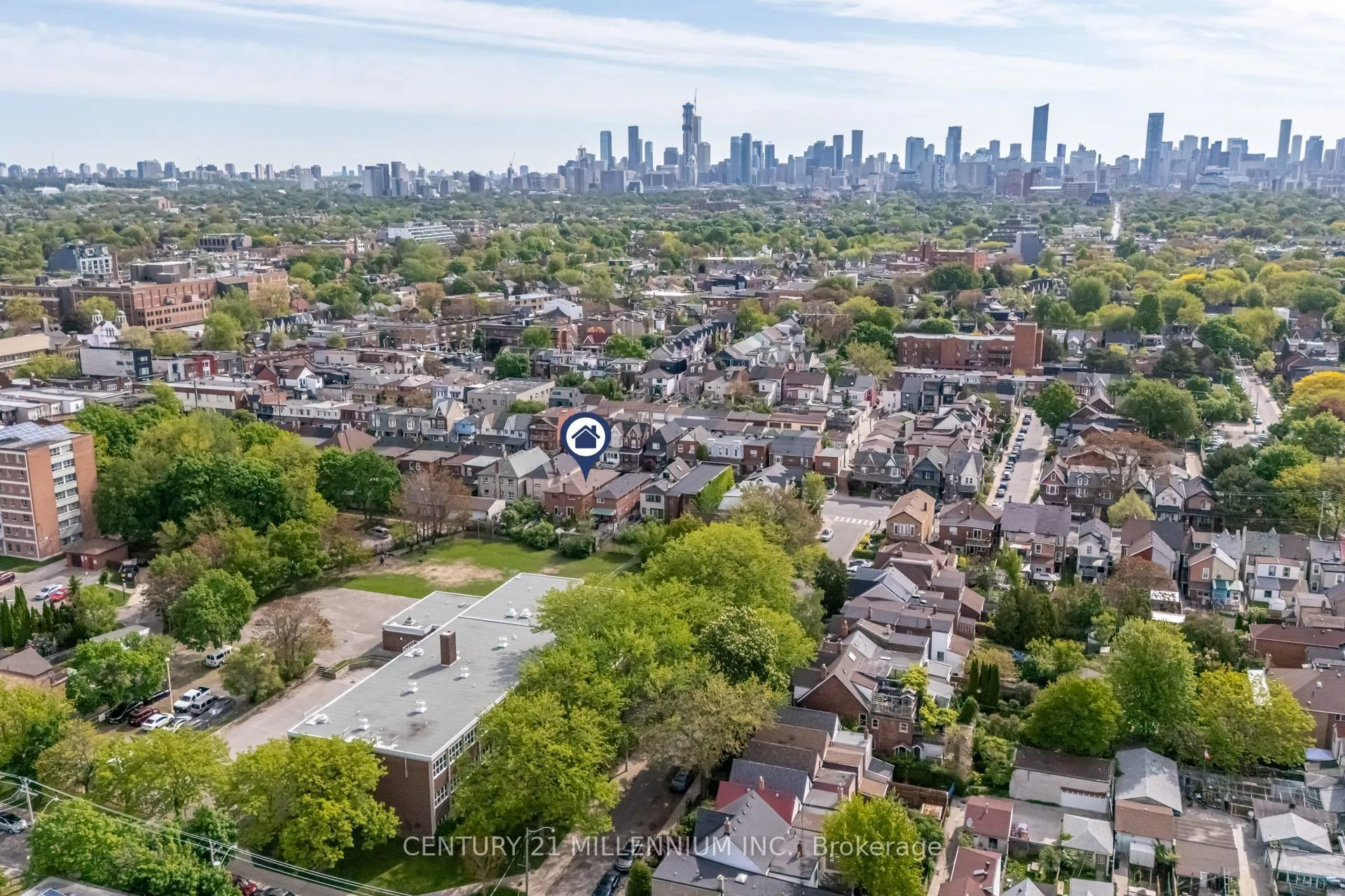 568 Dufferin Street