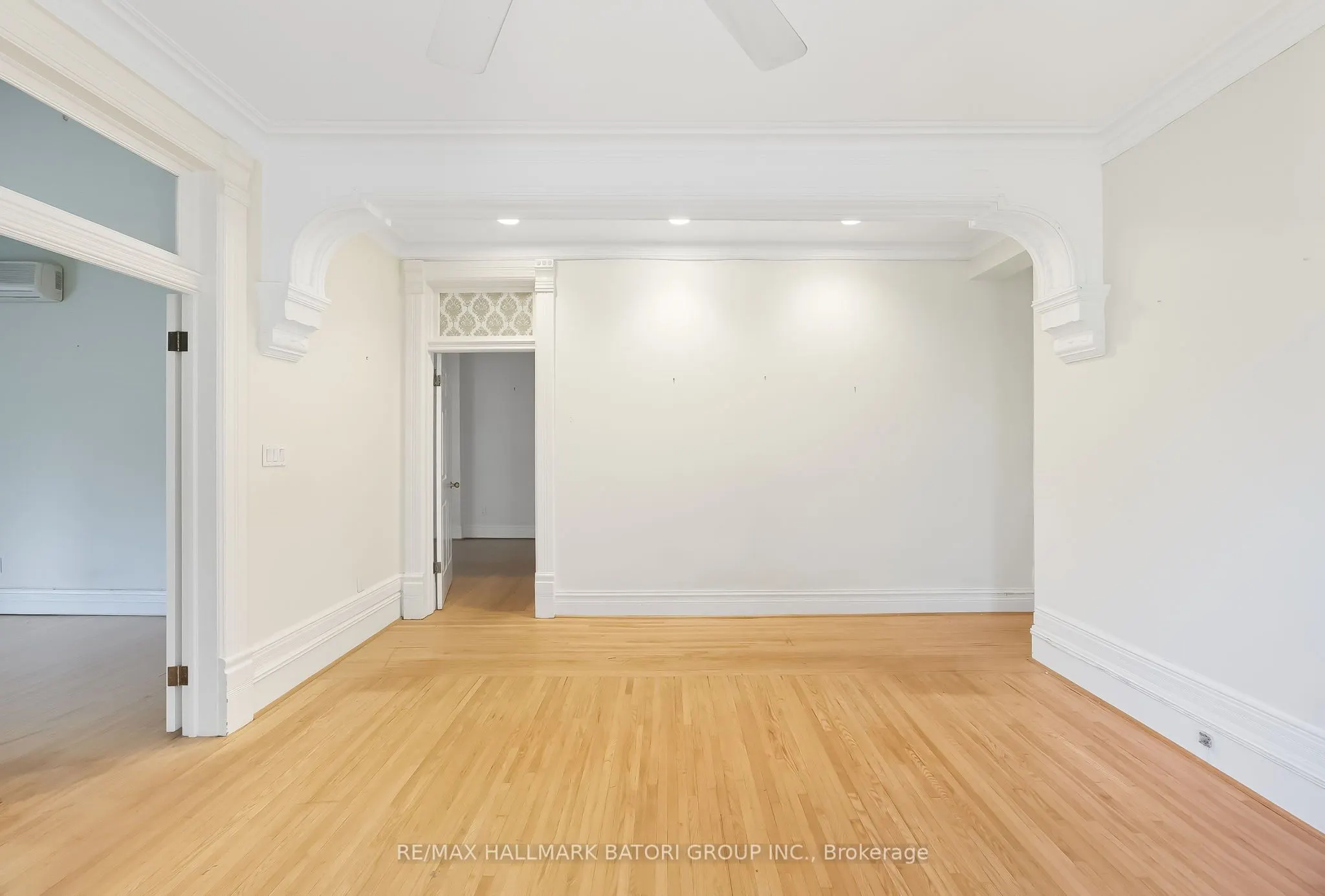 103 Heath Street W