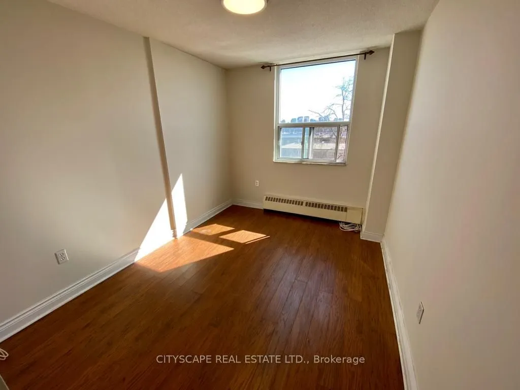 175 Hilda Avenue, #402