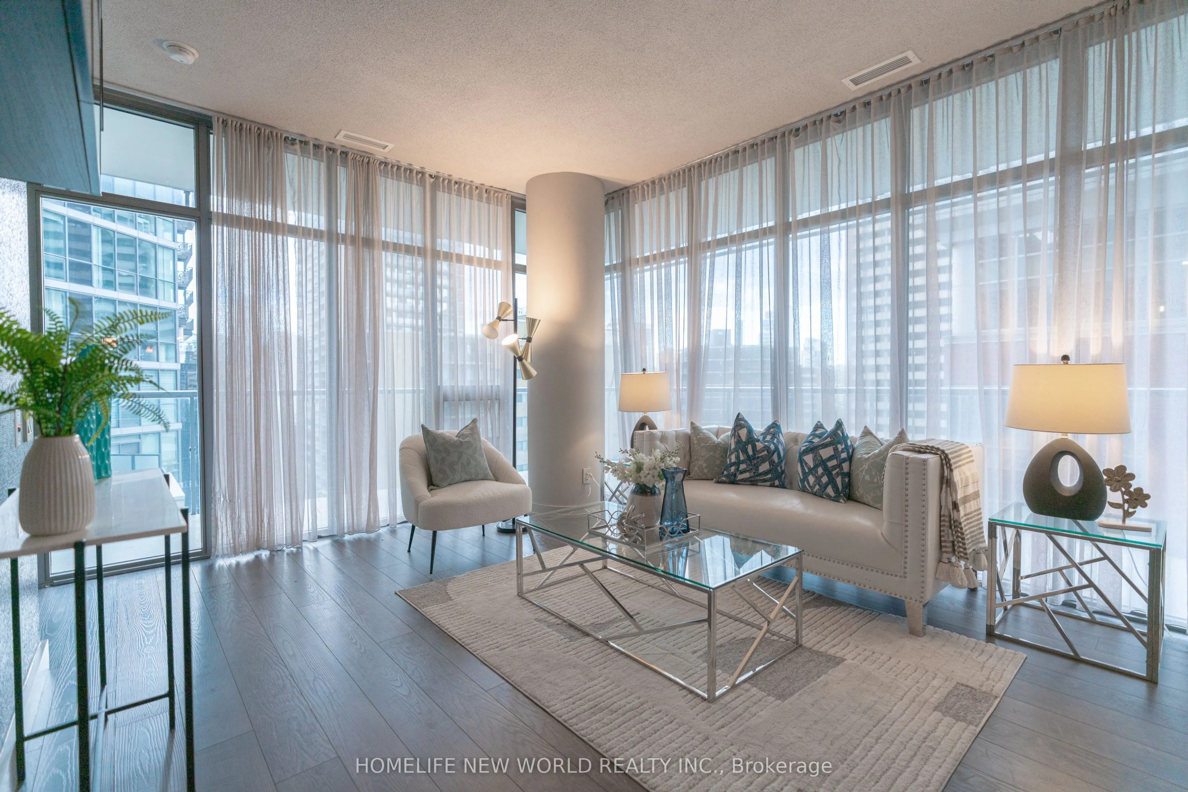 33 Charles Street E, #703
