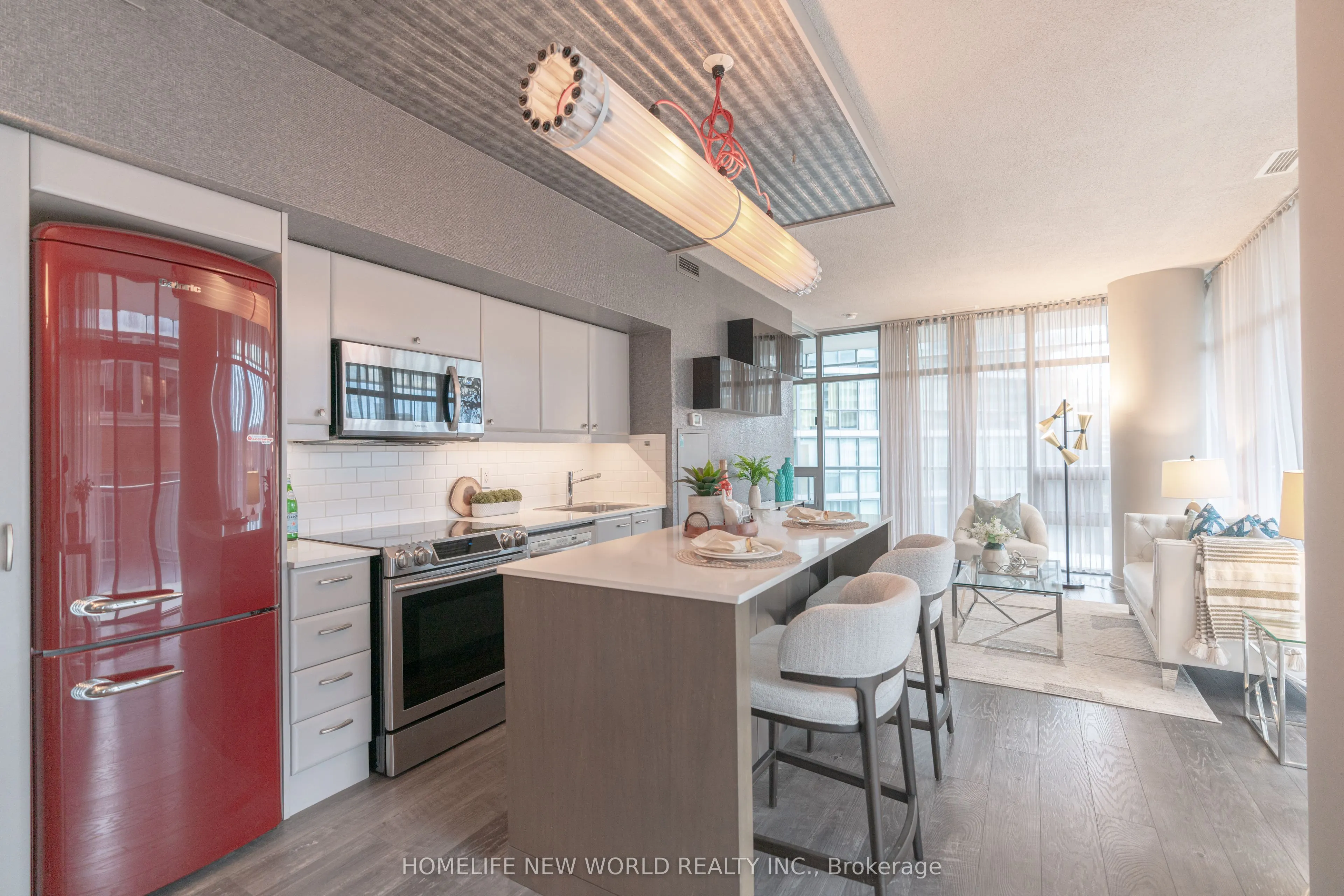 33 Charles Street E, #703