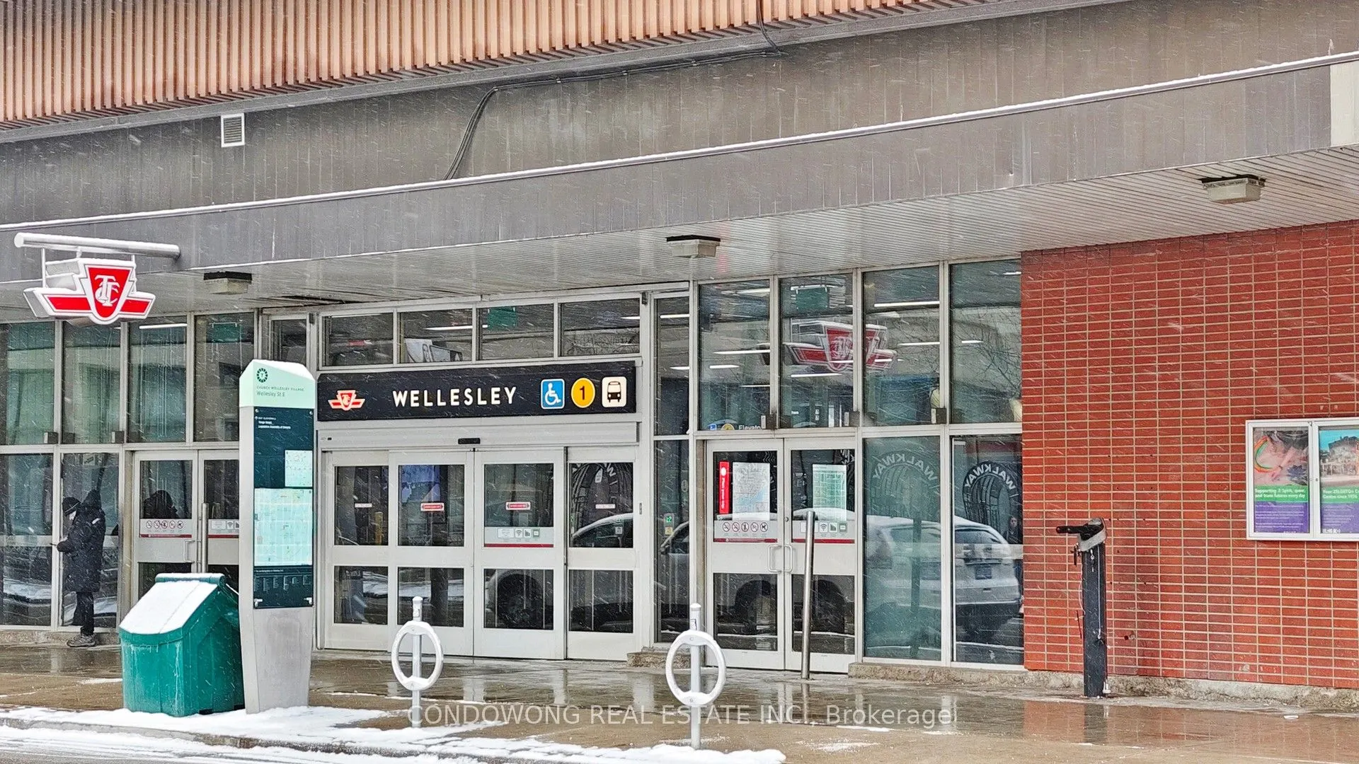 28 Wellesley Street E, #2610