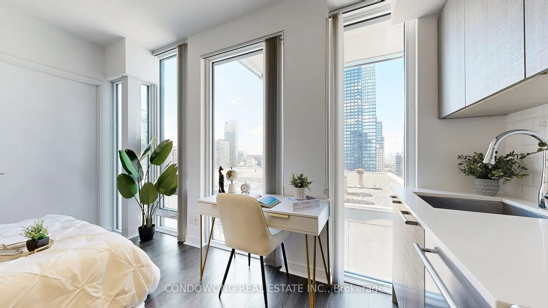 28 Wellesley Street E, #2610