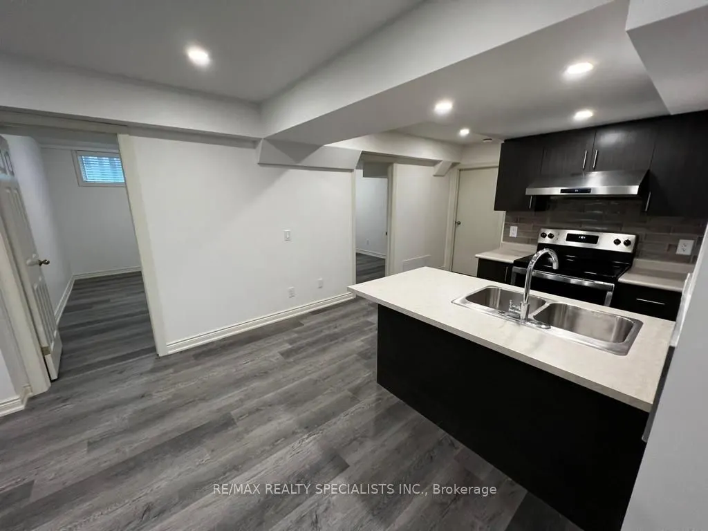 3 Laredo Court, #BSMT