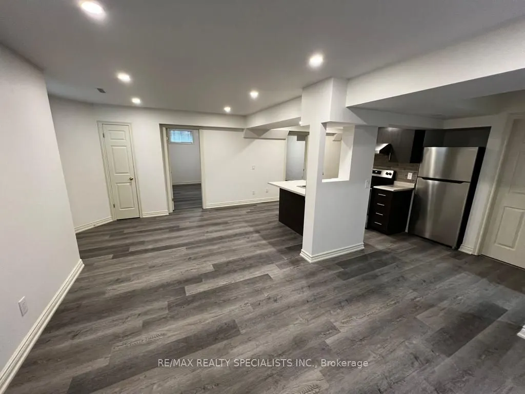 3 Laredo Court, #BSMT