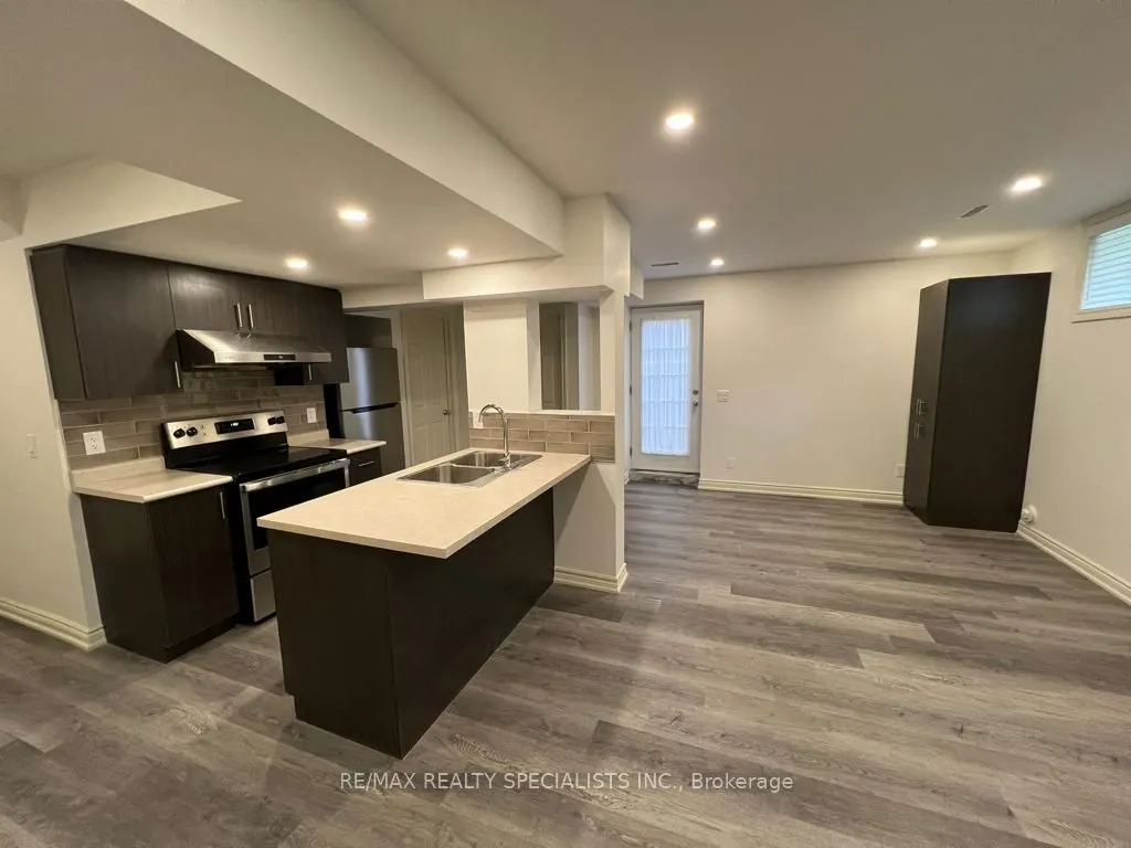 3 Laredo Court, #BSMT