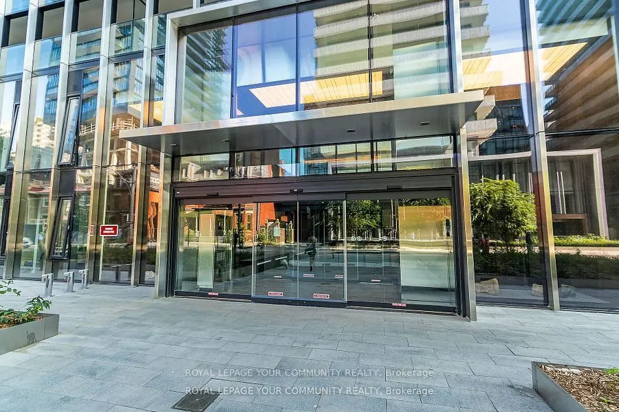 55 Charles Street E, #1706