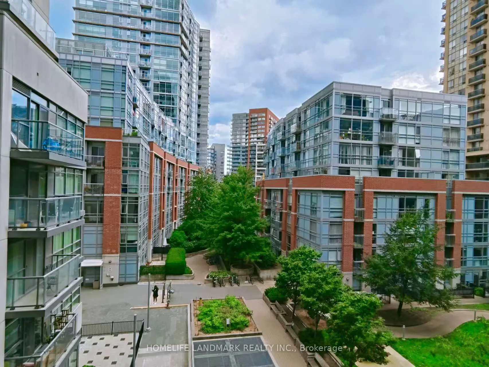68 Abell Street, #502
