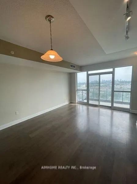 160 Vanderhoof Avenue, #1107