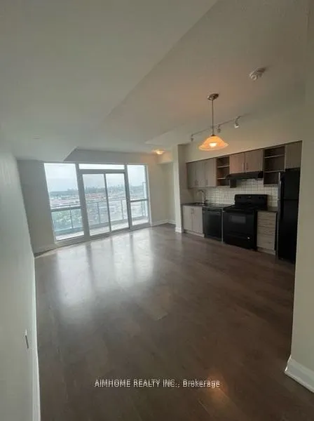 160 Vanderhoof Avenue, #1107