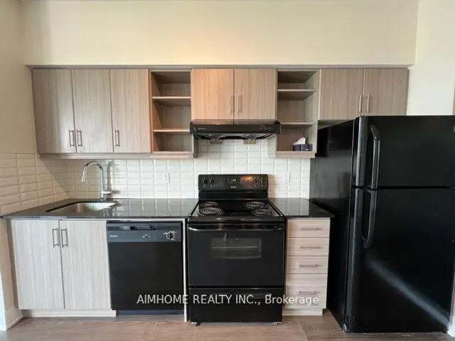 160 Vanderhoof Avenue, #1107