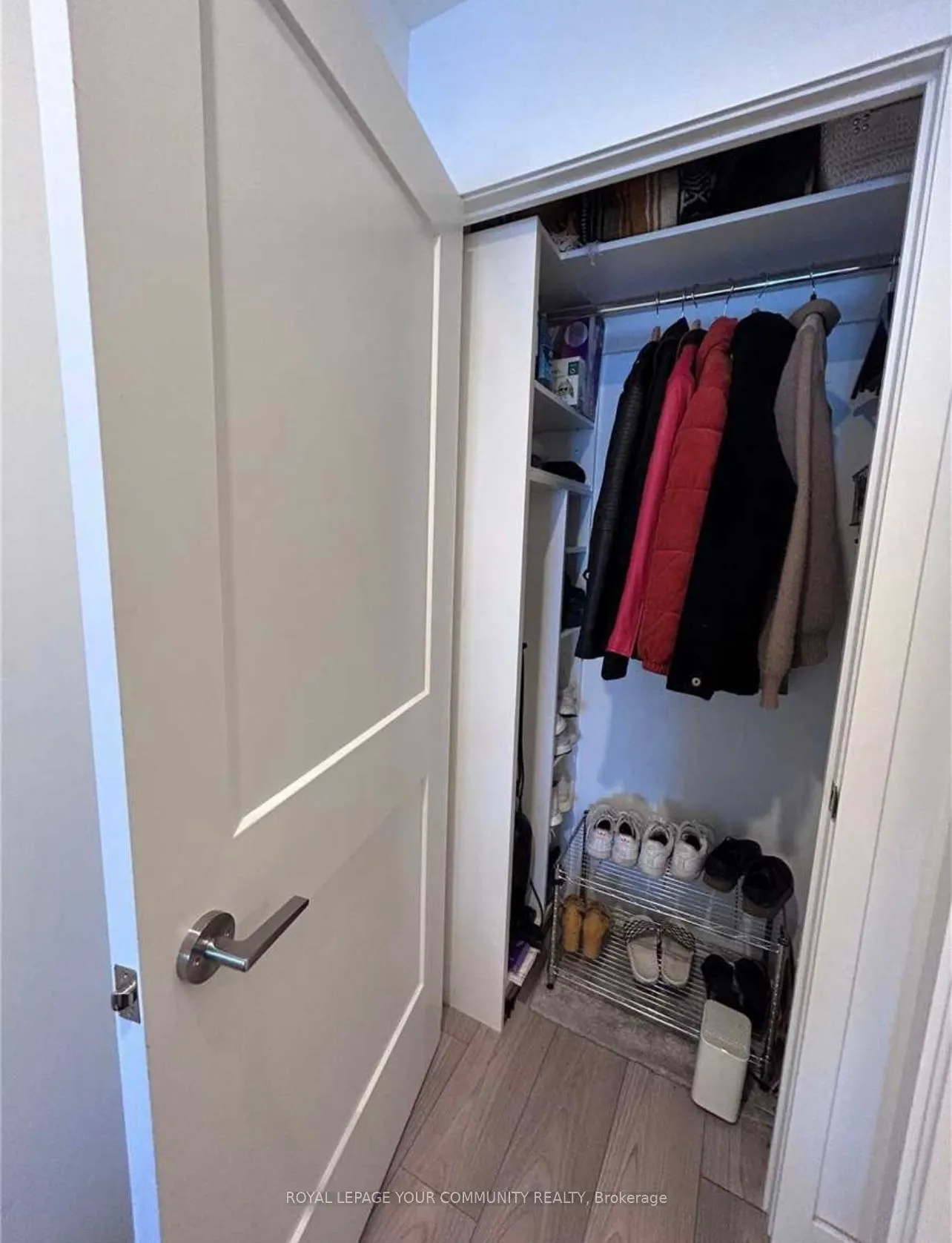 120 Parliament Street, #1401