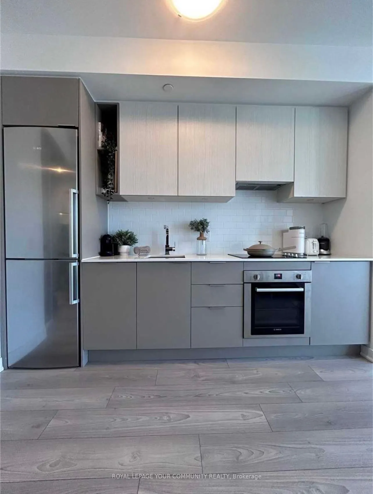 120 Parliament Street, #1401