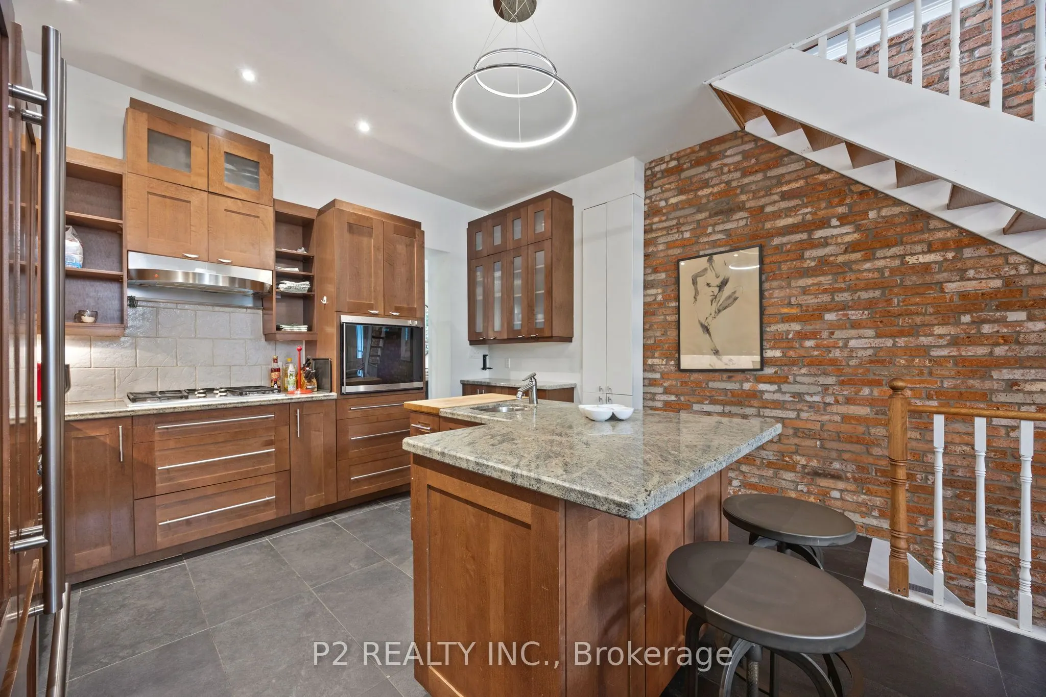 84 London Street, #206