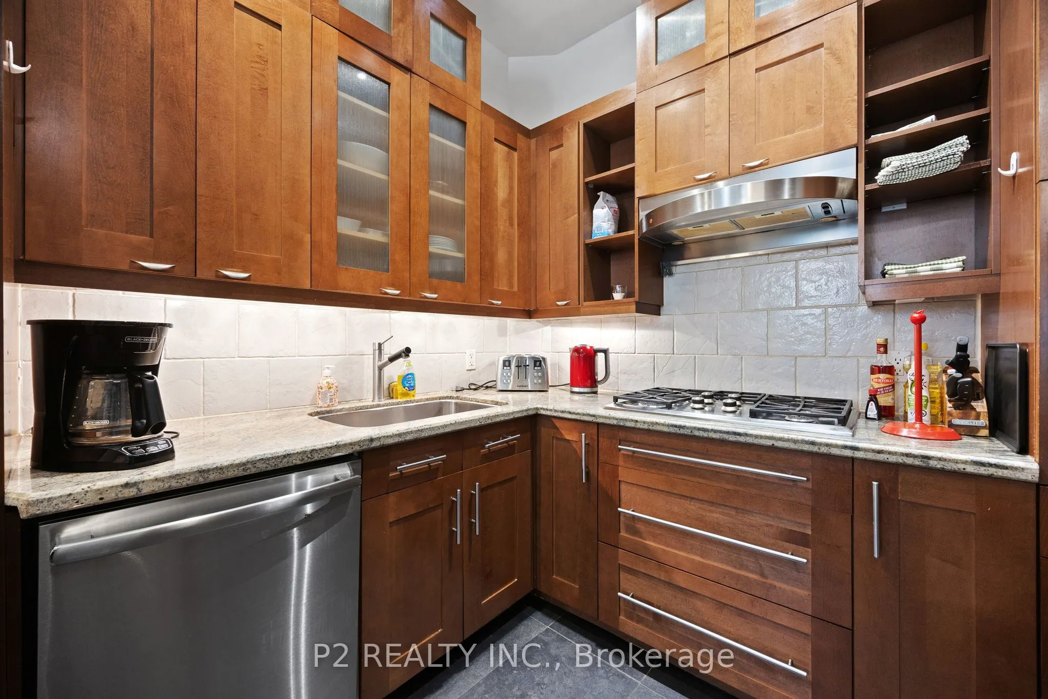 84 London Street, #206