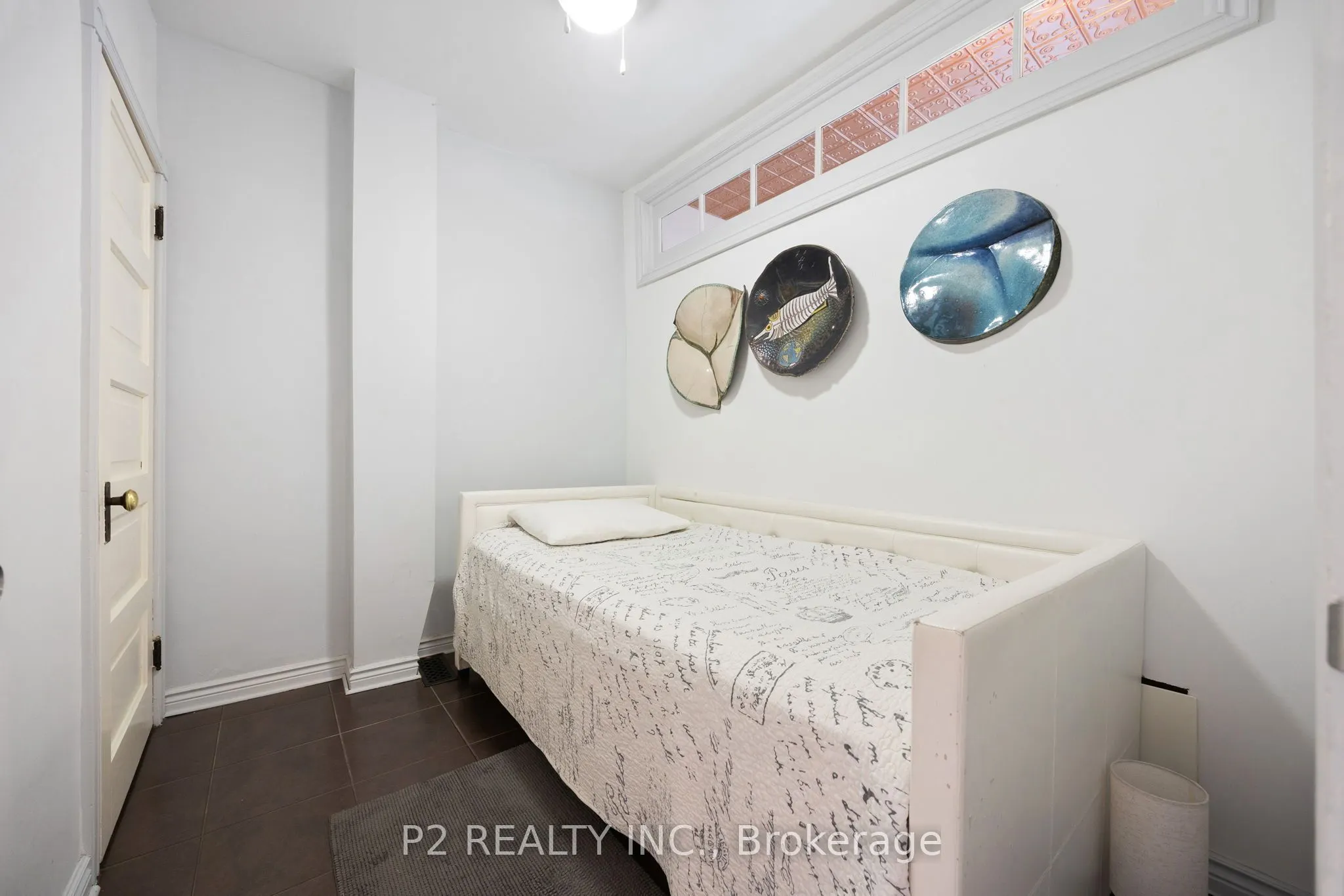 84 London Street, #206