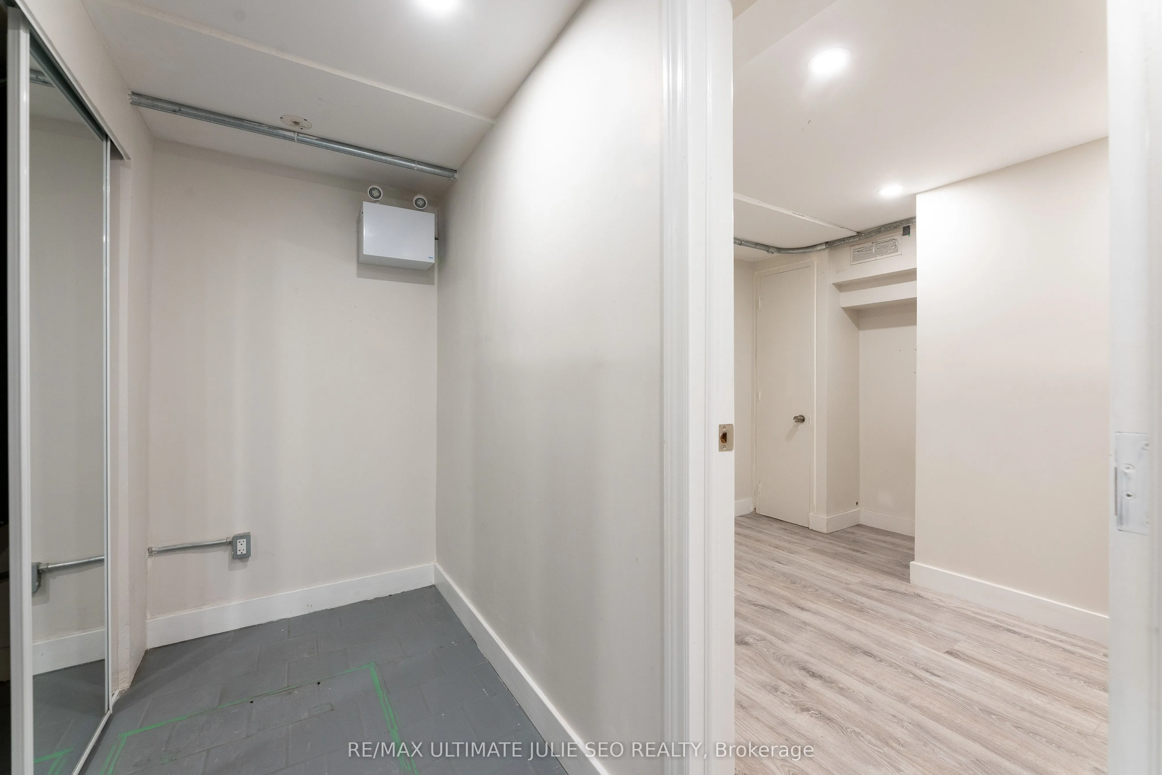 1164 Queen Street W