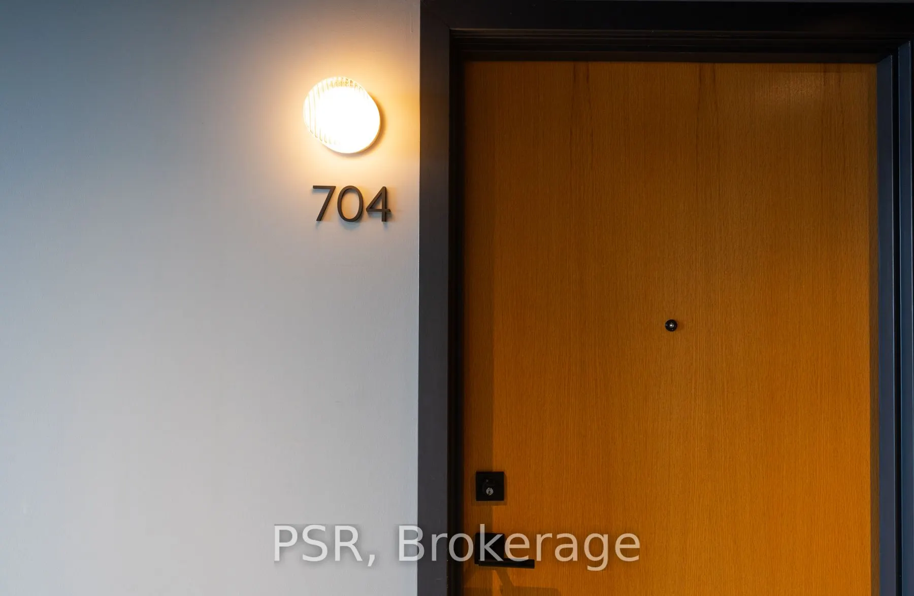 41 Dovercourt Road, #704