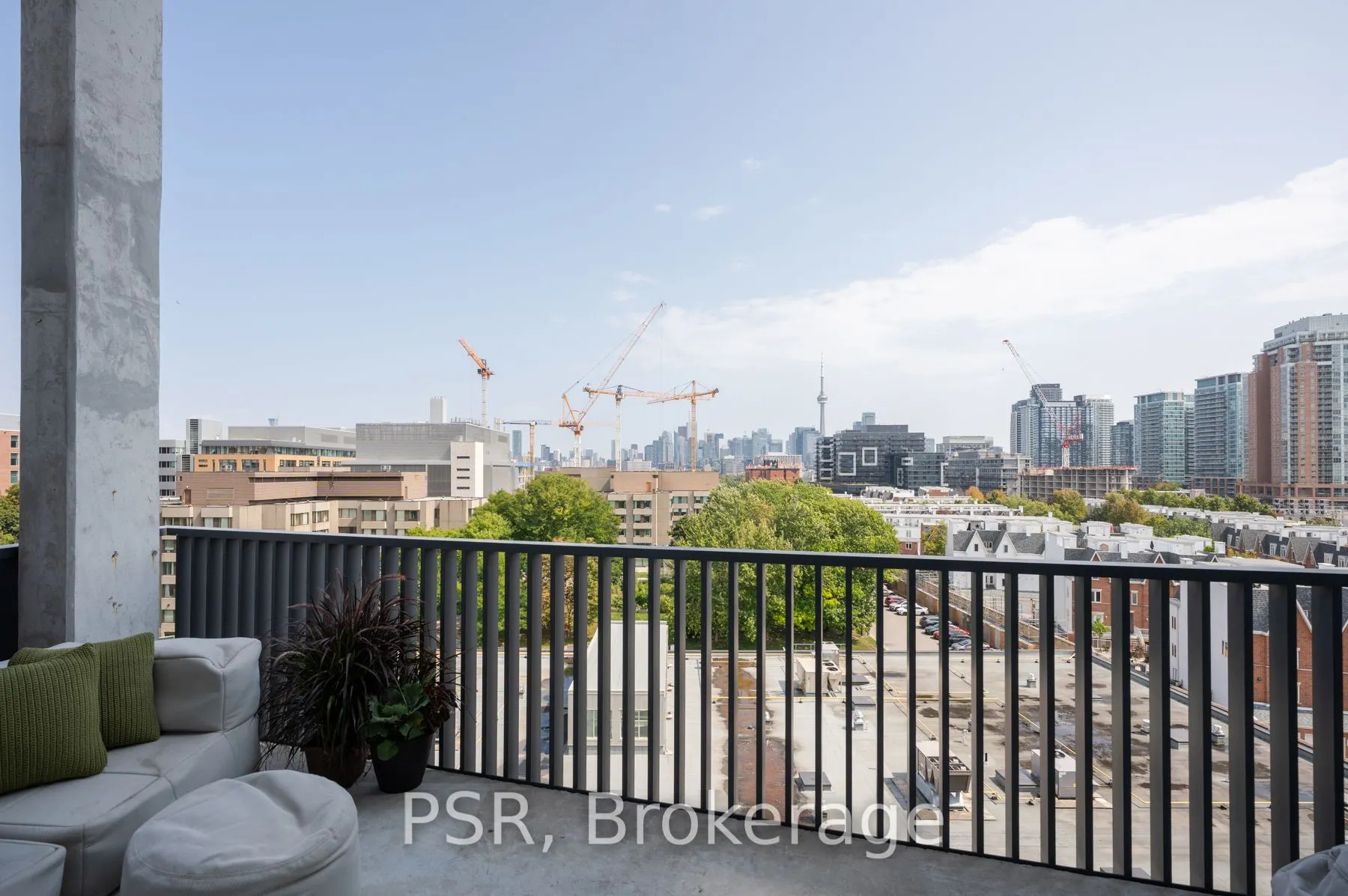 41 Dovercourt Road, #704