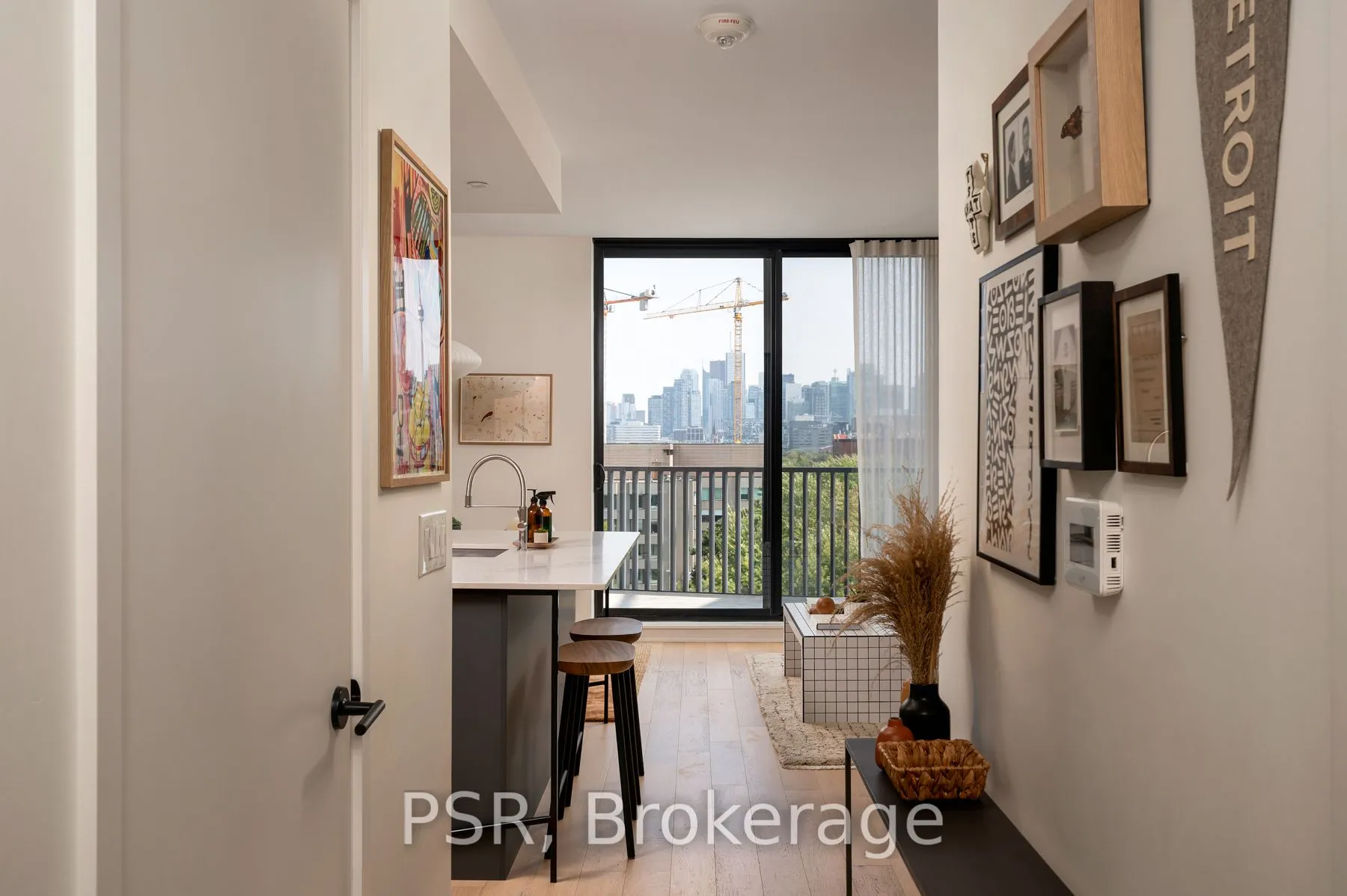 41 Dovercourt Road, #704