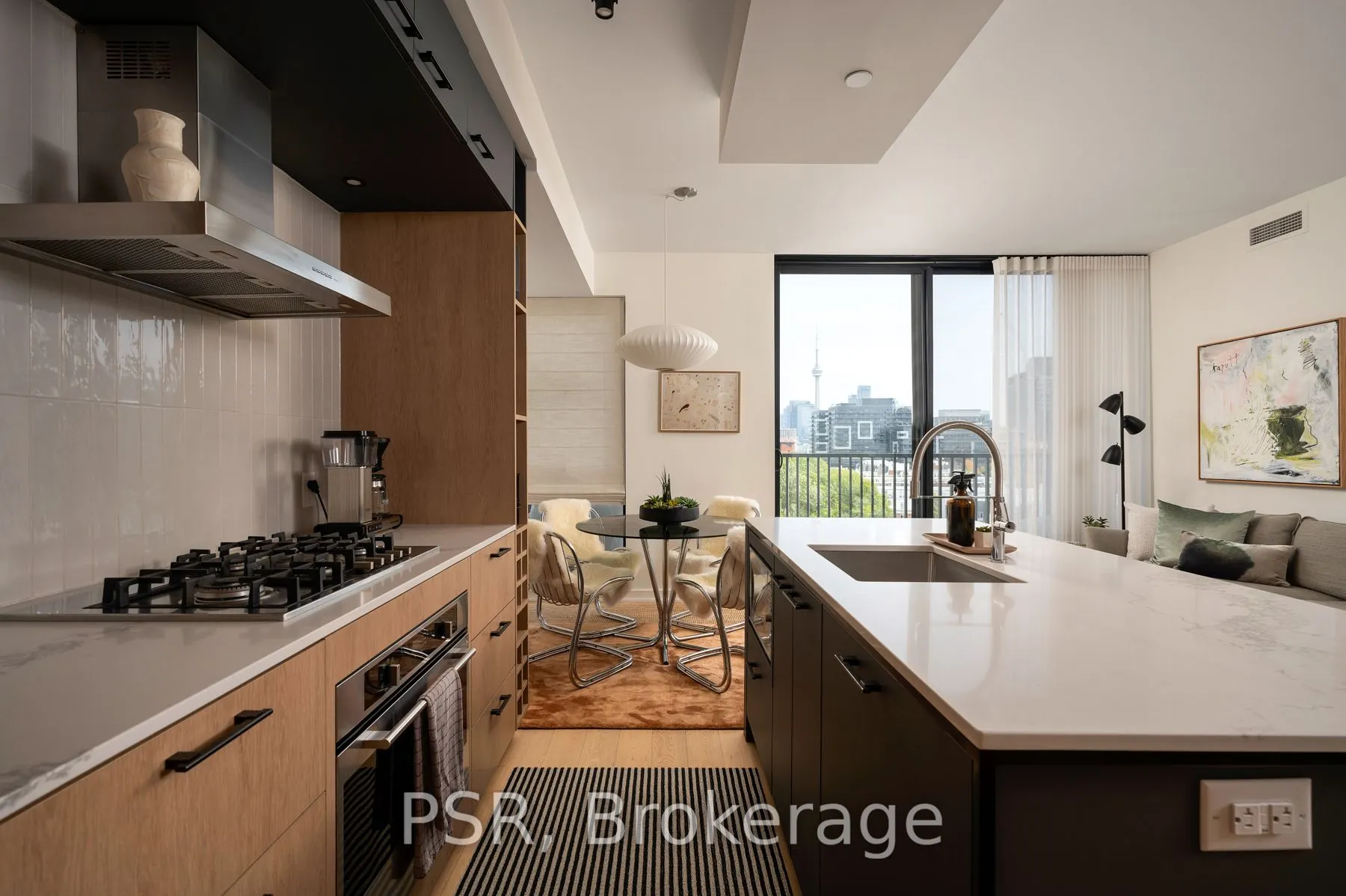 41 Dovercourt Road, #704