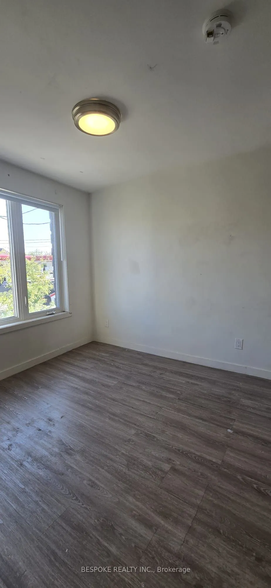 288 EGLINTON Avenue W, #2