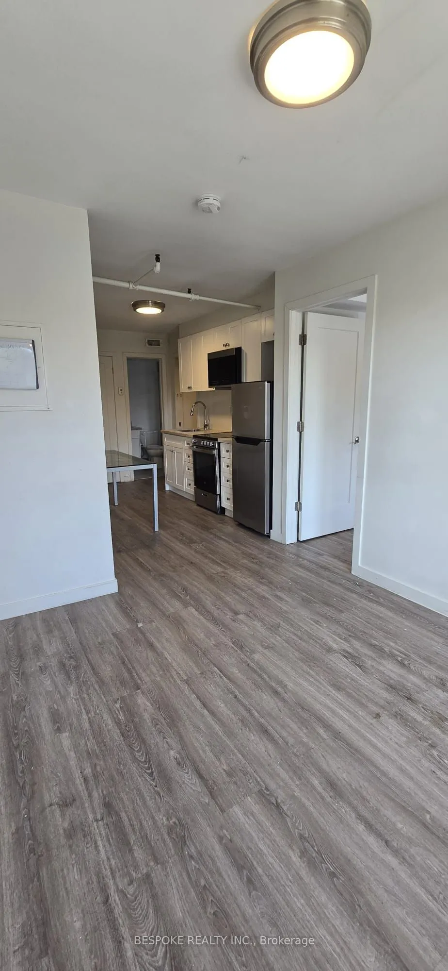 288 EGLINTON Avenue W, #2