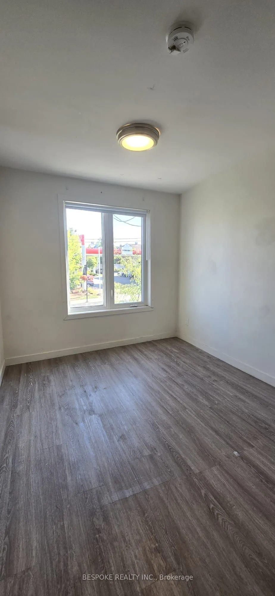 288 EGLINTON Avenue W, #2
