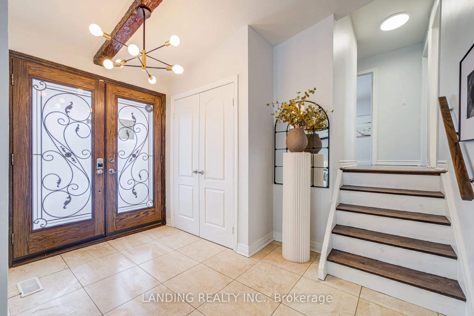 61 Kingslake Road