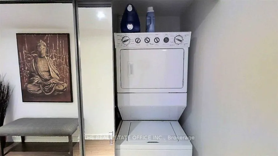 151 Dan Leckie Way, #303