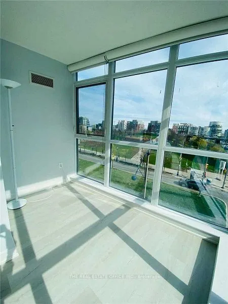 151 Dan Leckie Way, #303