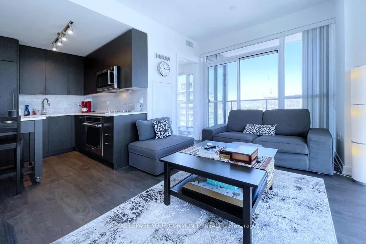 38 Iannuzzi Street, #1706