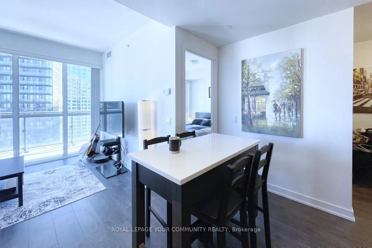 38 Iannuzzi Street, #1706