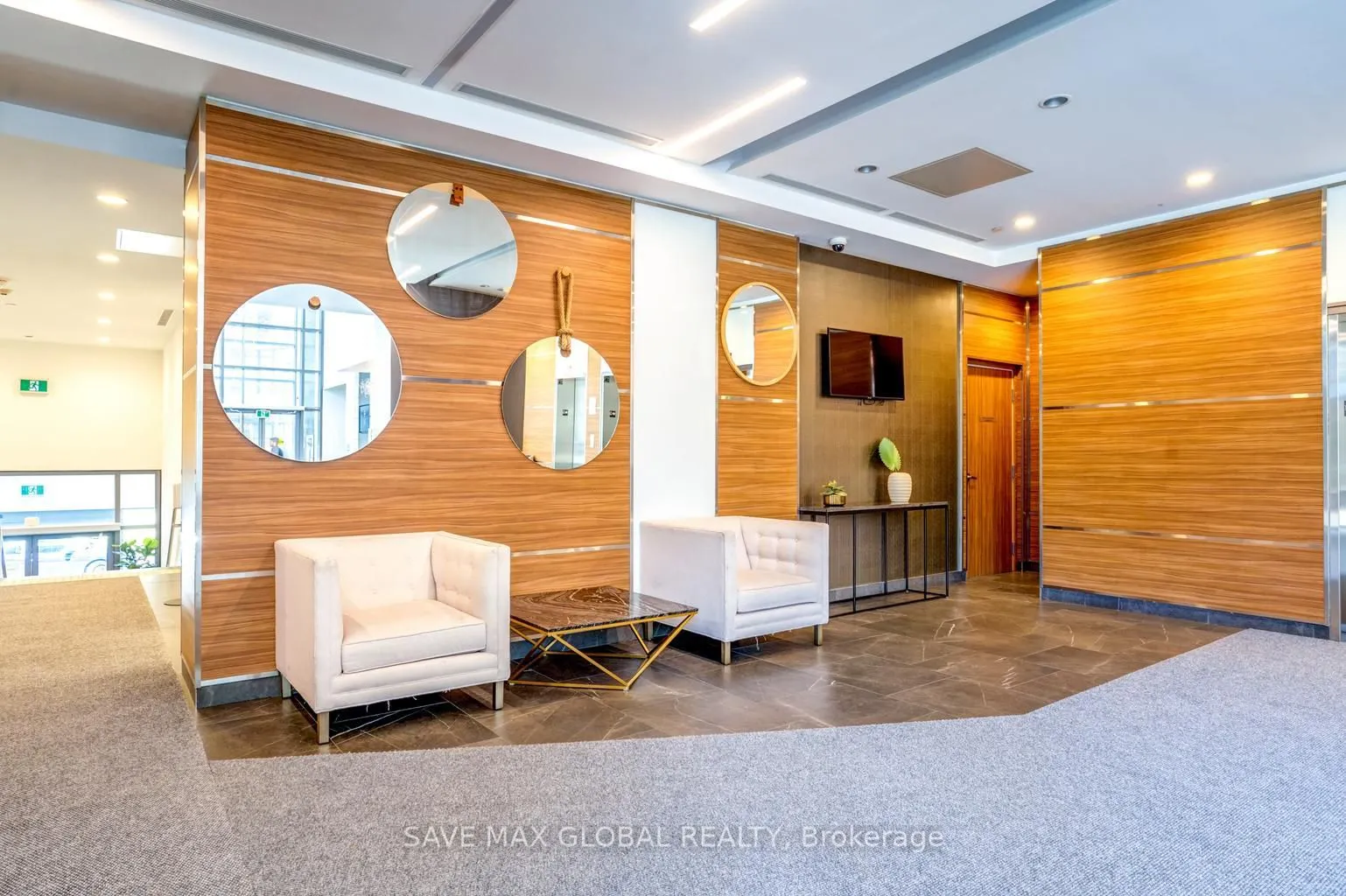 56 Forest Manor Road, #1010